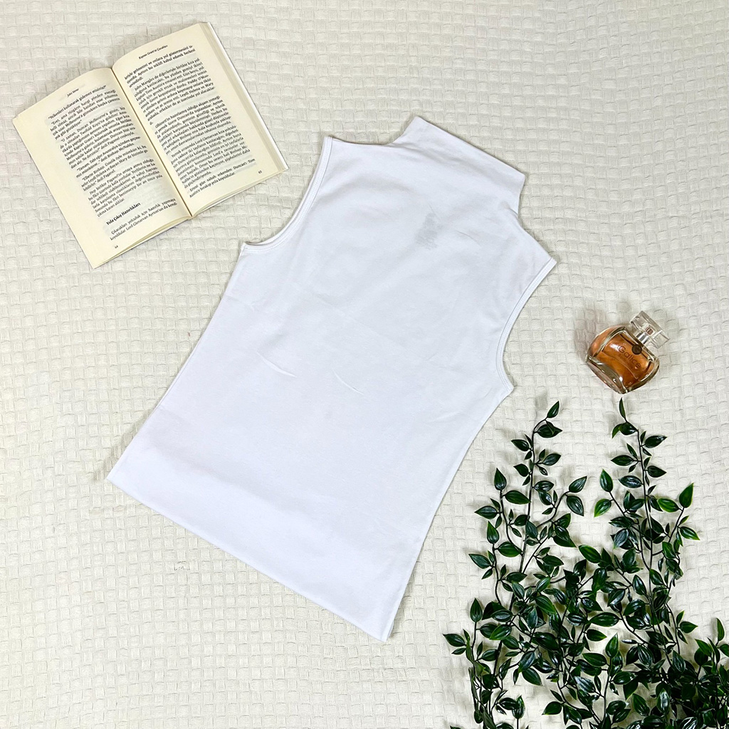 A2010 High Neck Cut Top