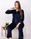 E4507 بيجامة كلاسيك قطيفة - دانتيل