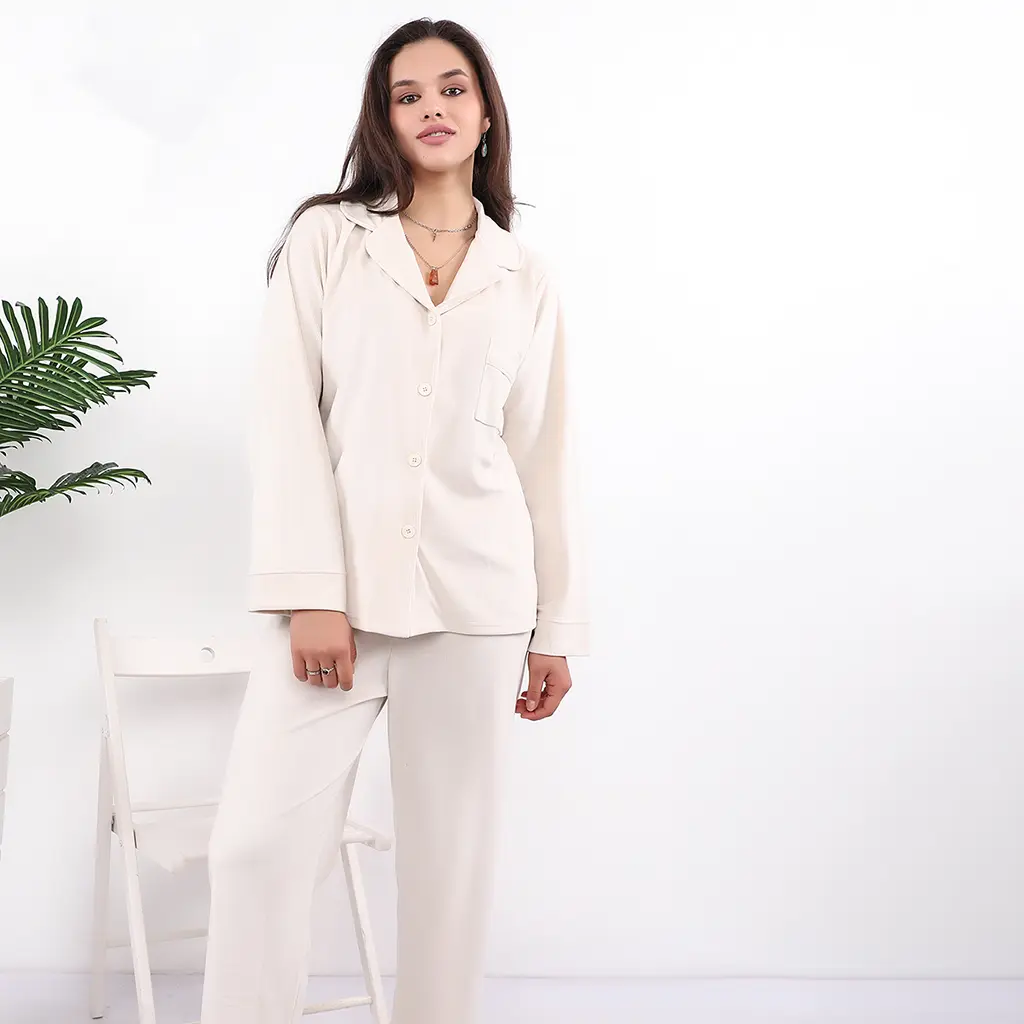 E4529 Classic Ribbed Velvet Pajamas (M)