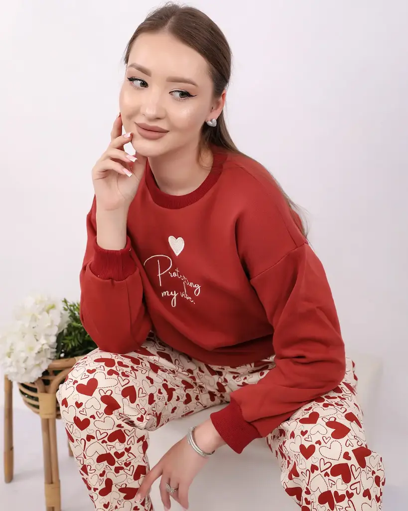 E4543 "Protecting my vibe." Embroidered Pajamas - Heart Print