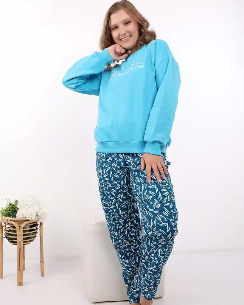 E4541 "Stronger Than The Storm" Pajamas - Leaf Print